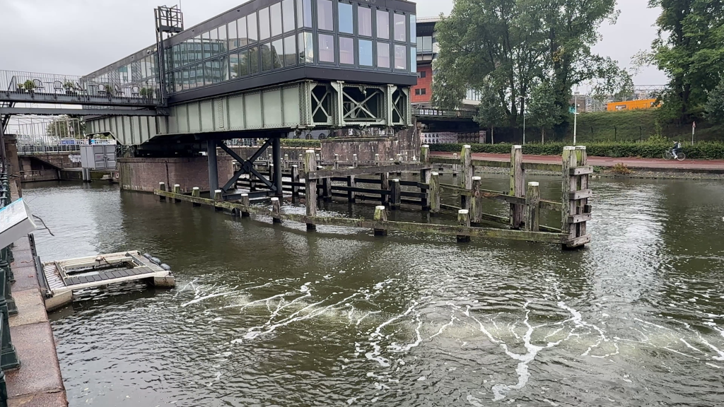 The Great Bubble Barrier