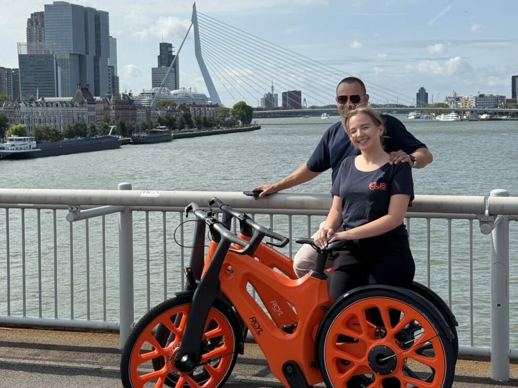 Willemsbrug Rotterdam op de fiets